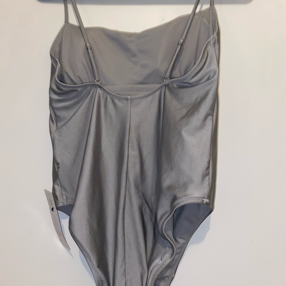 Shade & Shore Silver Swimsuit - Picture 3 of 5